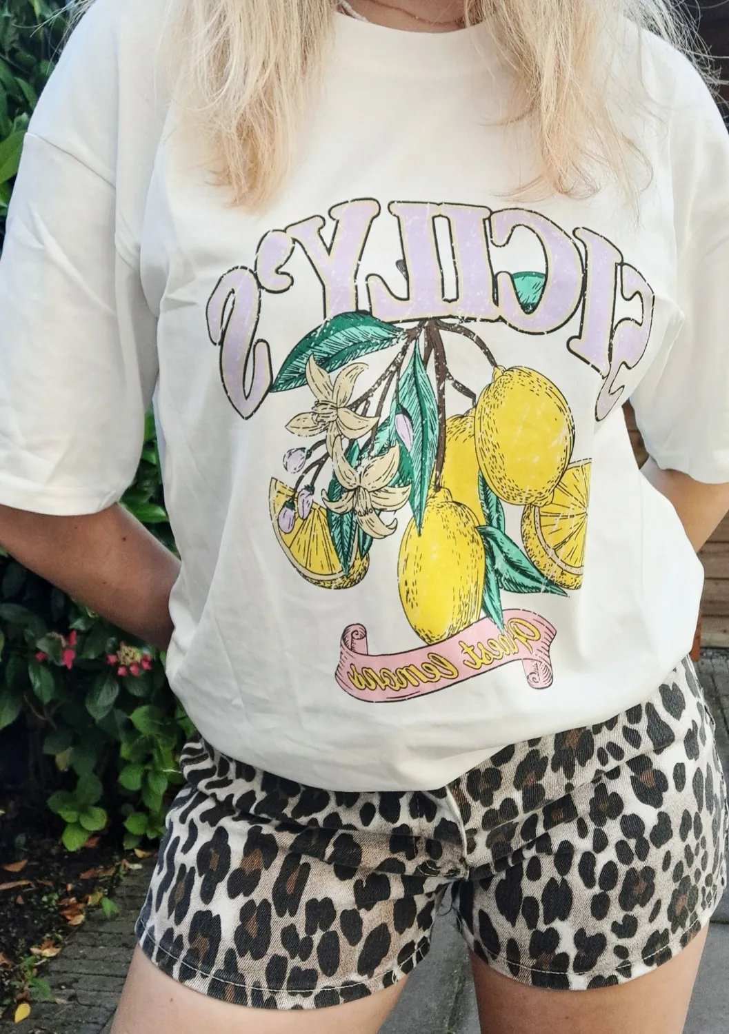 LOVEDRUNKY Sicily’s t-shirt ecru oversized print