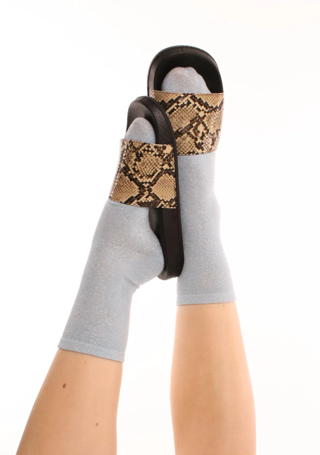 Pinned by K Flipflop Snake slippers bruin slangenprint