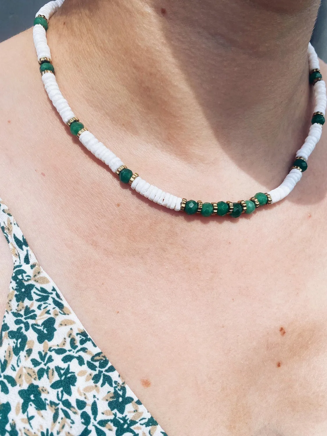 Lovedrunky Beach ketting wit groen schelpkralen