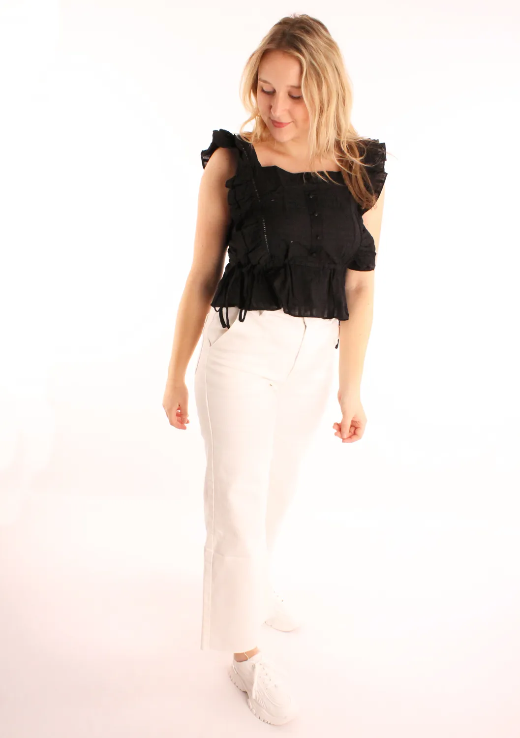 LOVEDRUNKY Maiden top zwart cropped