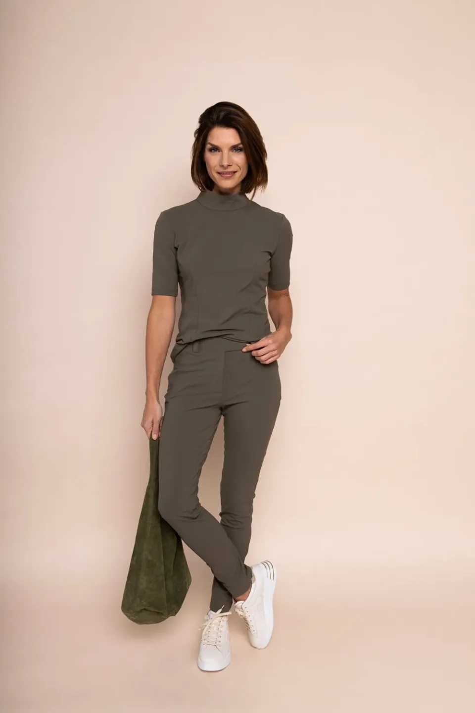 Laboutiek Leona Travel Trouser Broek Groen Slim Fit