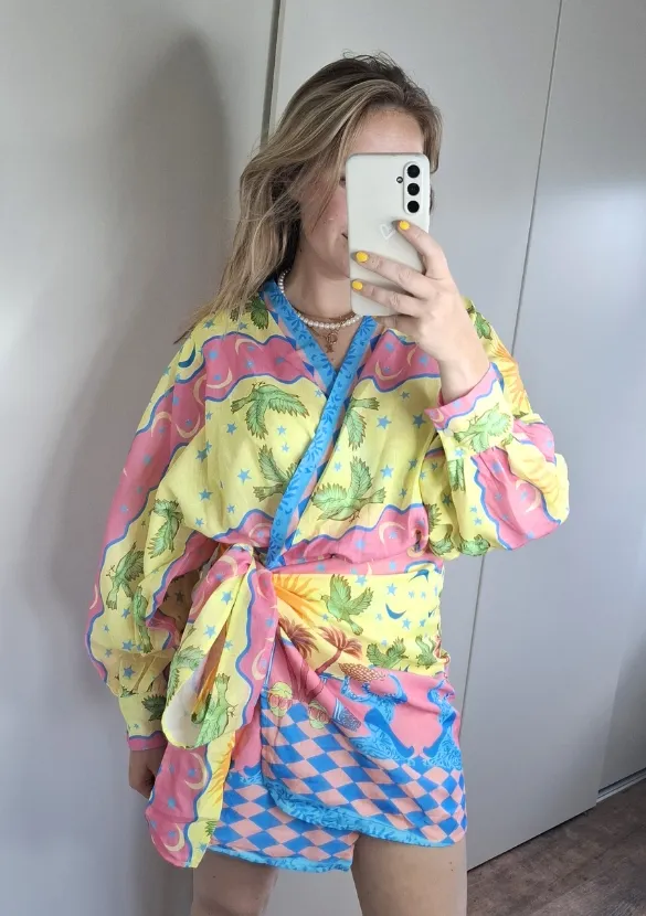 LOVEDRUNKY Tropic wikkeljurk geel print