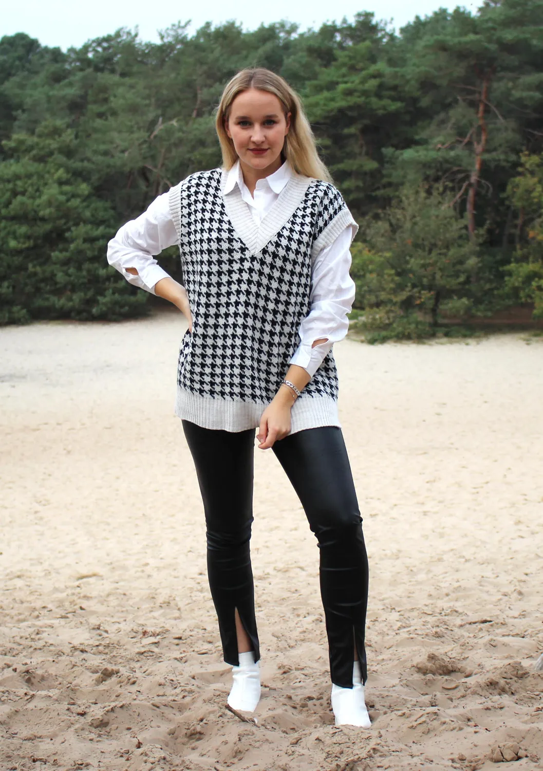 LOVEDRUNKY Basic blouse wit knoopsluiting overslag