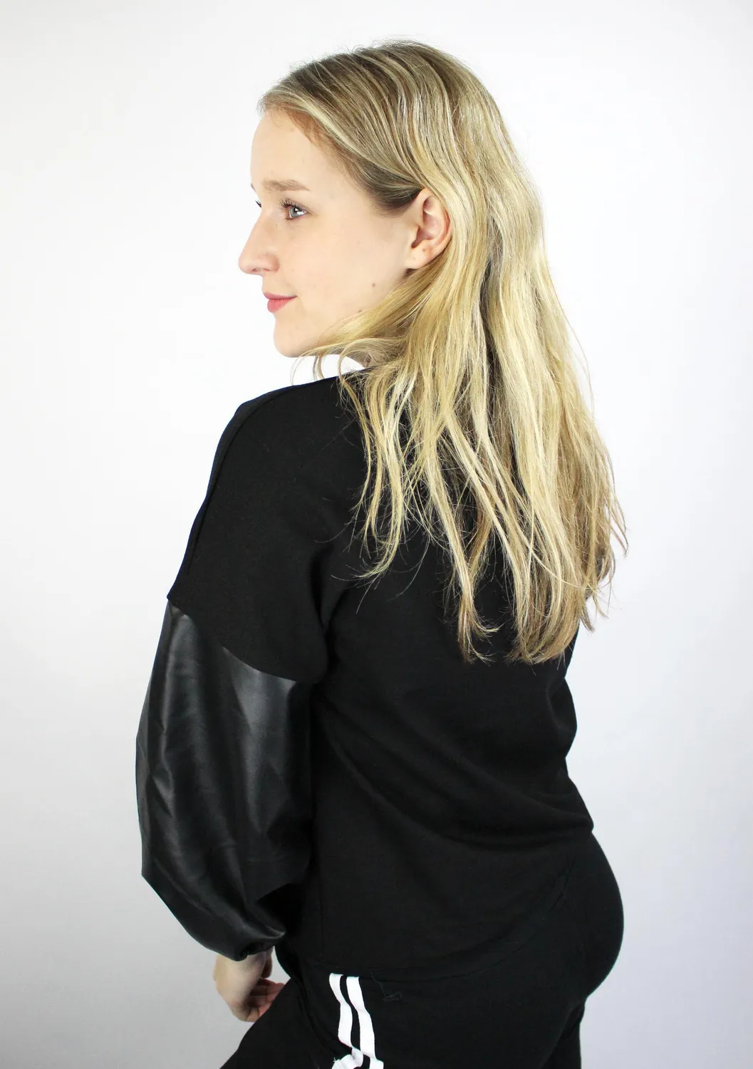 Lovedrunky PU sweater zwart leer-mouwen