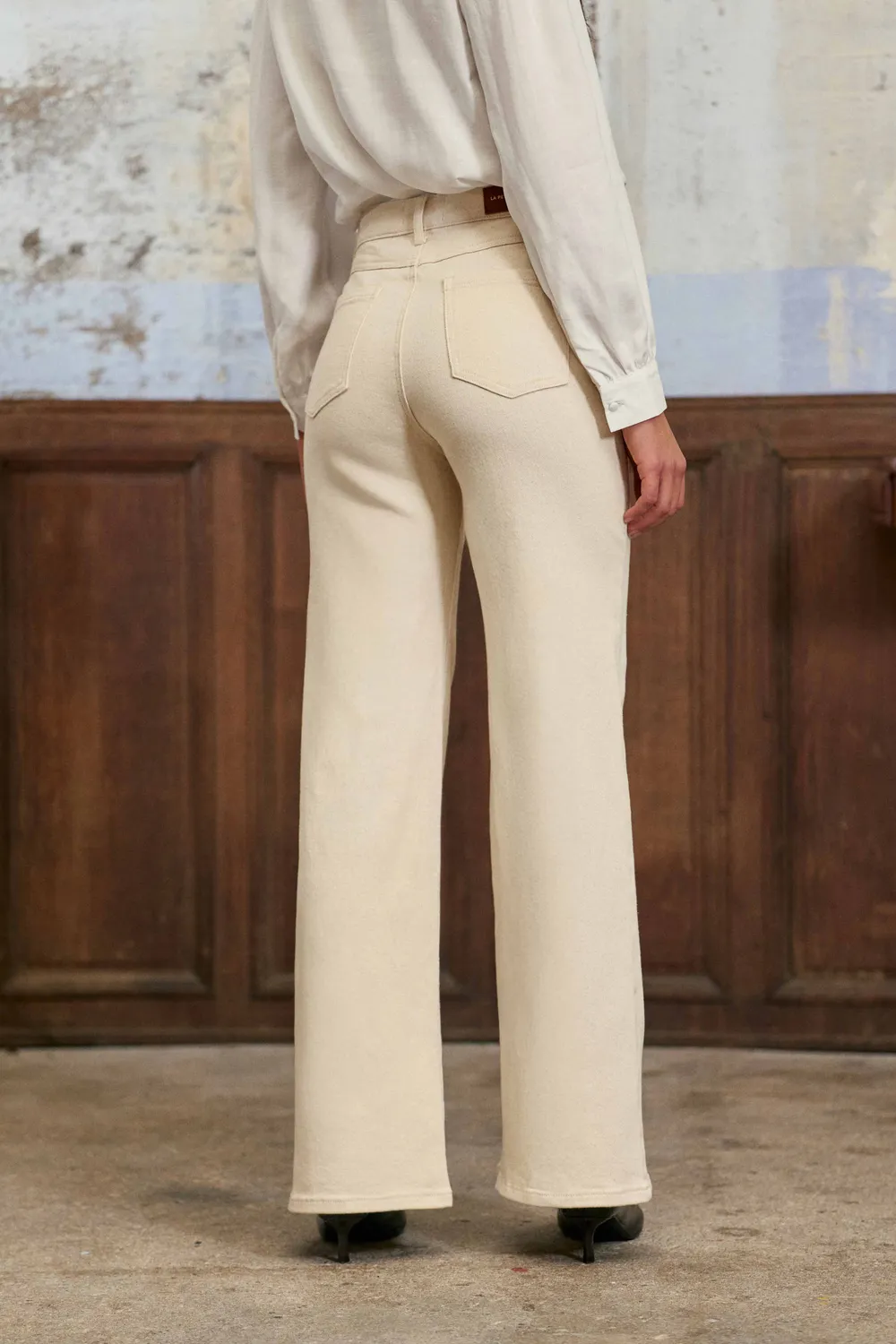 La Petite Etoile Peyton flare jeans beige hoge taille