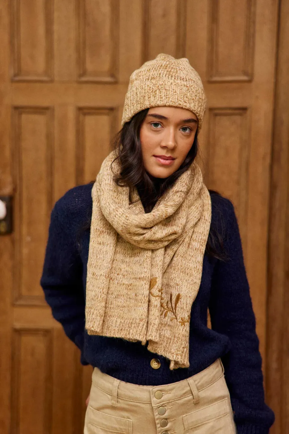 La Petite Etoile Ayo muts beige ajour gebreid