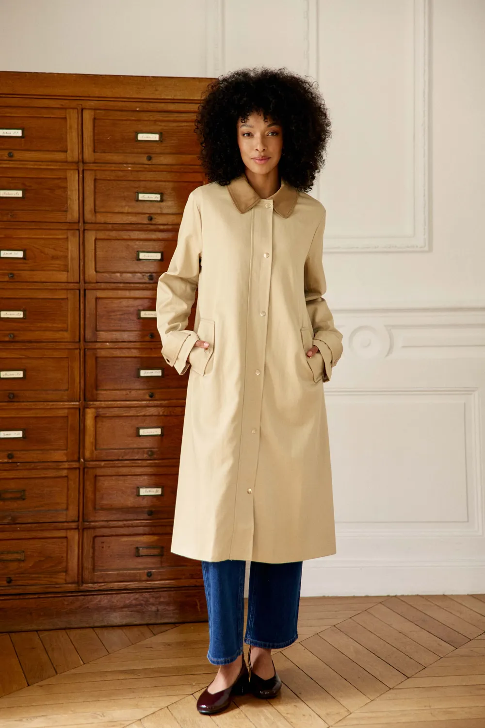 La Petite Etoile Nevino trenchcoat beige midi