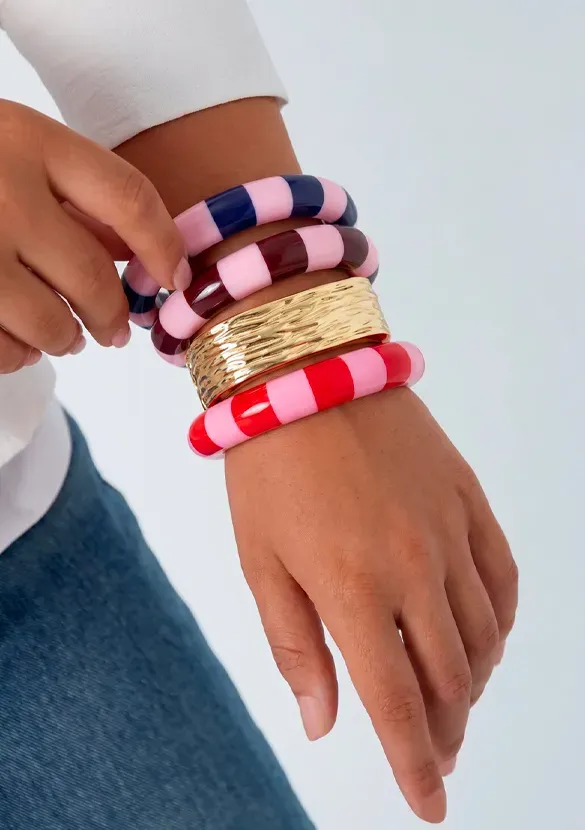 LOVEDRUNKY Bangle Resin armband roze bordeaux gestreept