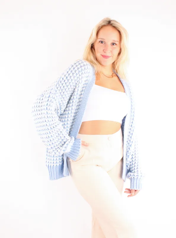 LOVEDRUNKY Elsie vest lichtblauw cozy breisel