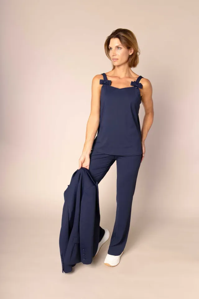 Laboutiek Amie Top top marineblauw losse fit