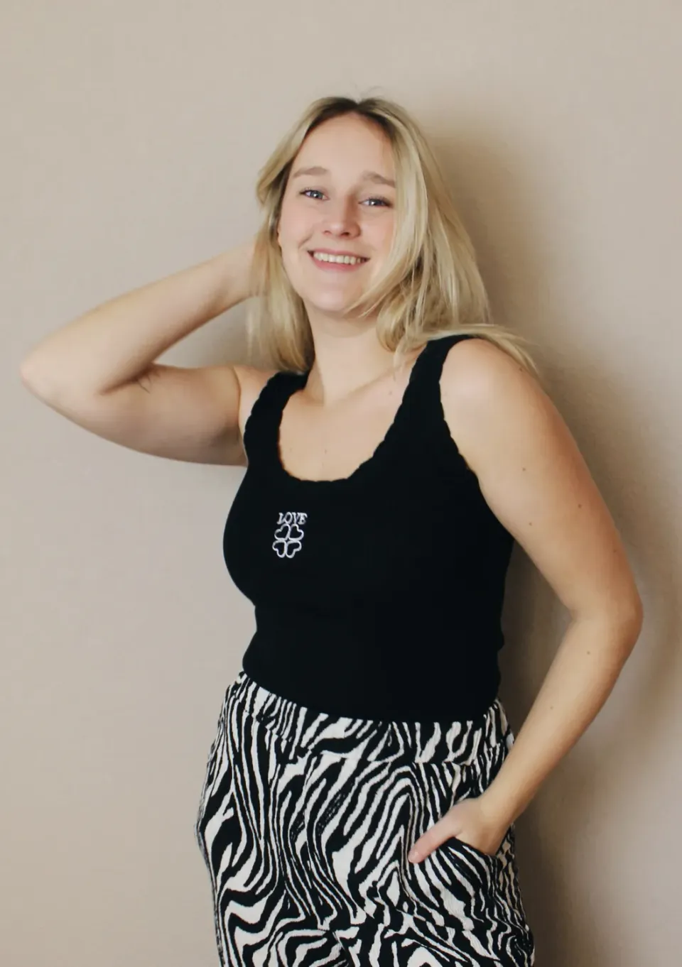 LOVEDRUNKY Love Top zwart one size met hartjes