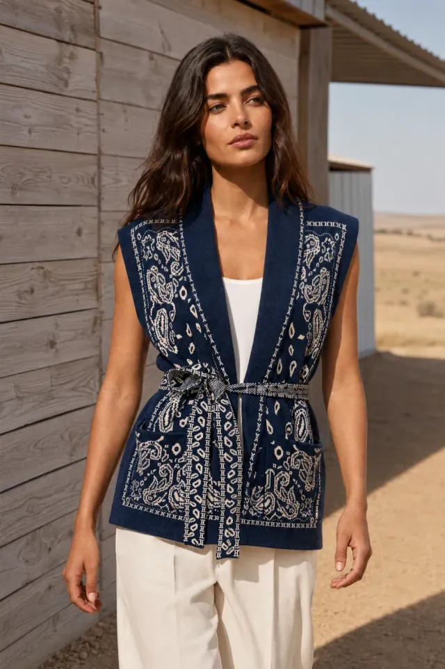 La Petite Etoile Molitor gilet marine met riem
