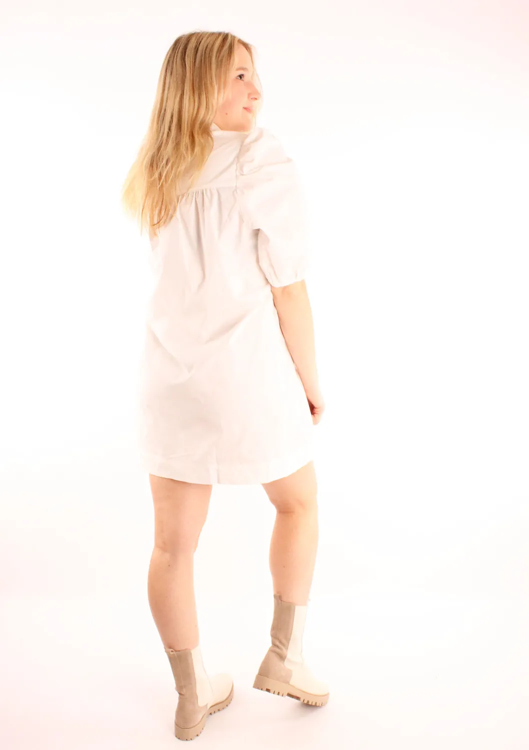 LOVEDRUNKY Blousejurk wit – rechte pasvorm
