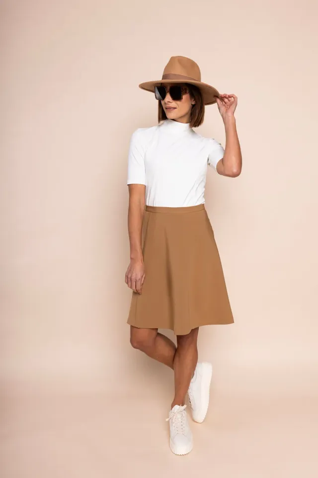 Laboutiek Flare Skirt rok camel knielengte stretch