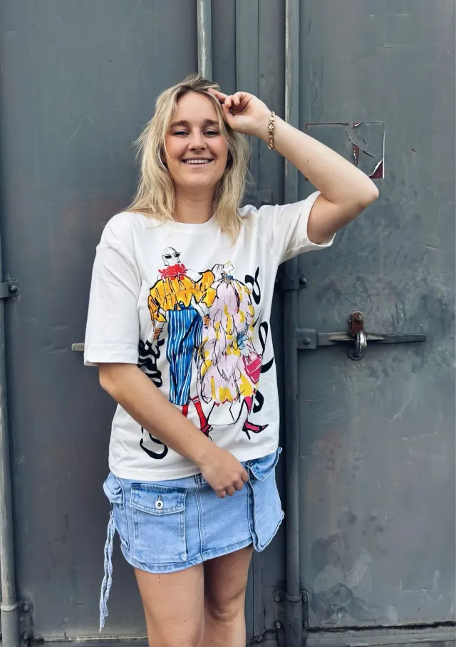 LOVEDRUNKY Catwalk Vibes t-shirt ecru print