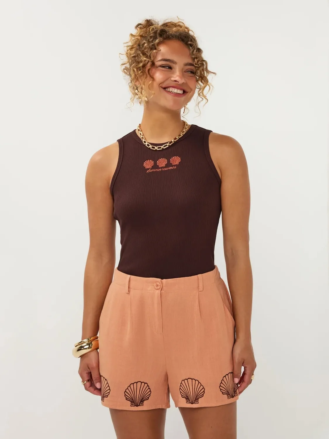 Amiek Elena short burned orange linnenmix
