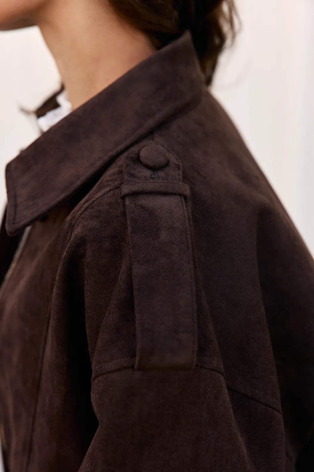 La Petite Etoile Veck jack bruin oversize suede