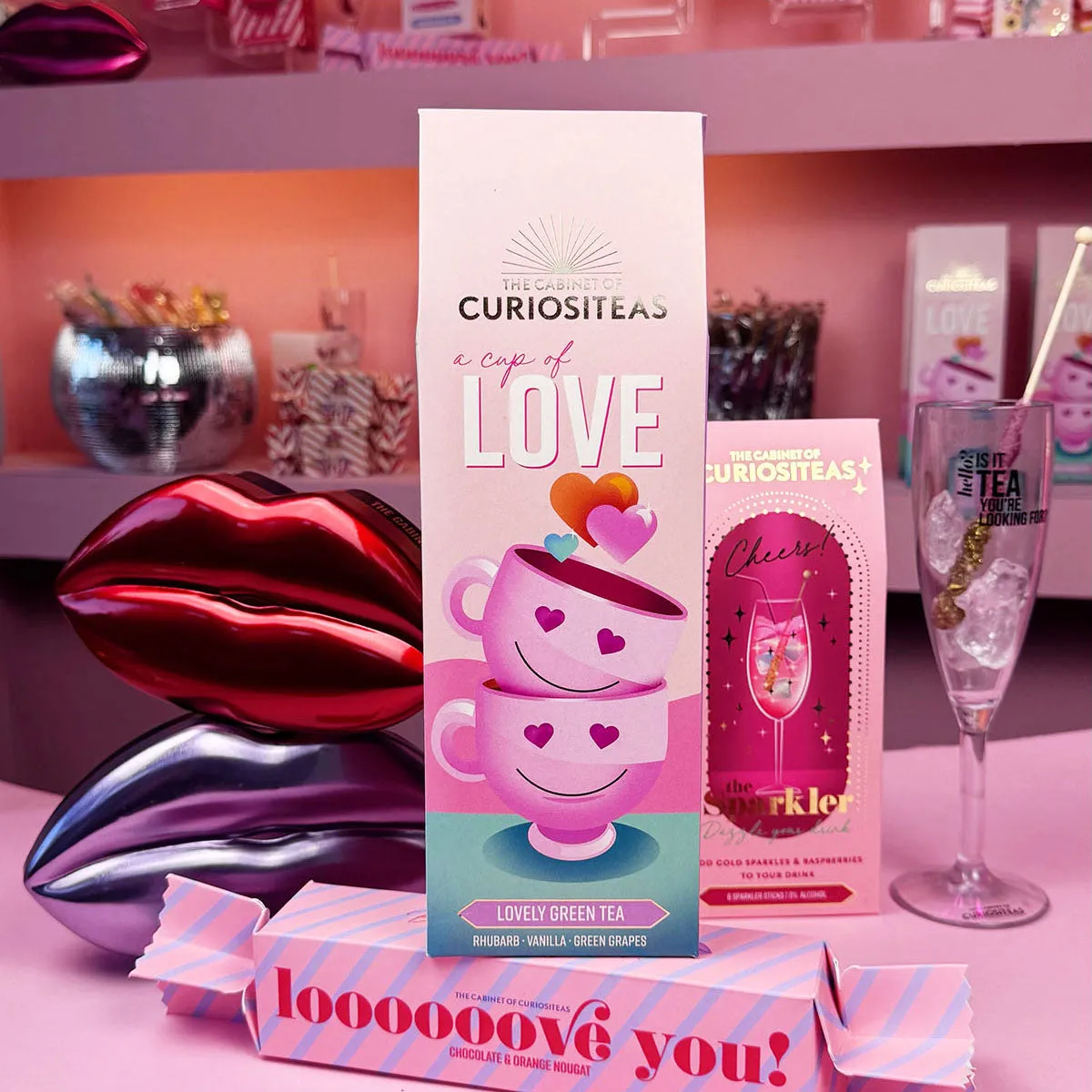 Curiositeas A Cup Of Love thee giftbox 70gr