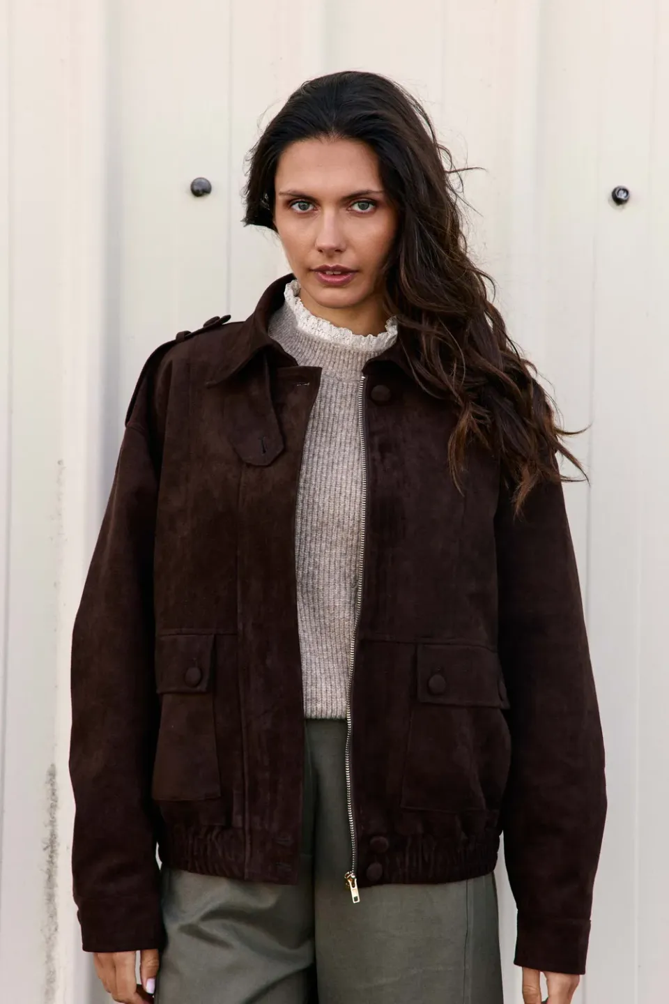 La Petite Etoile Veck jack bruin oversize suede