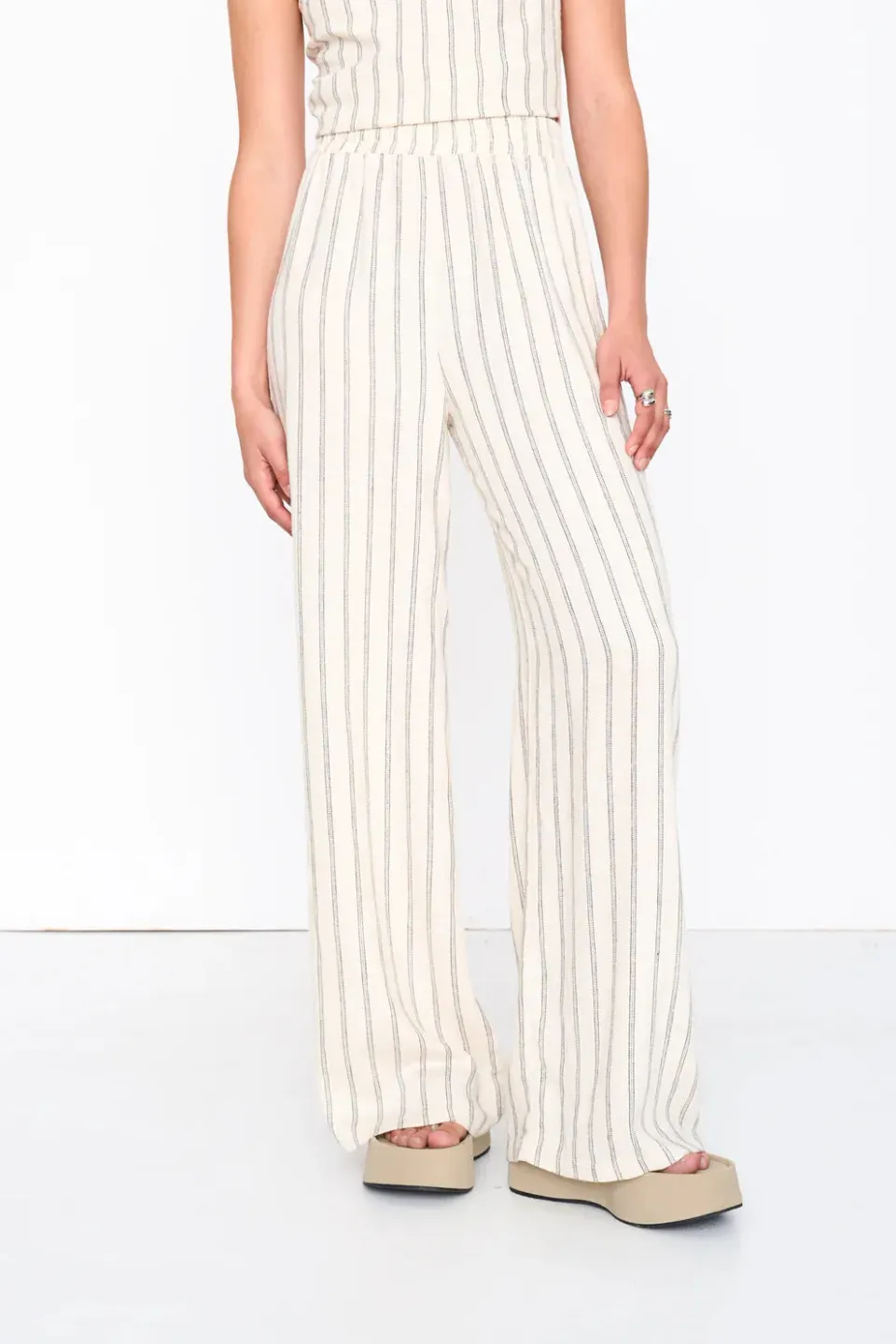 Amiek 24c Broek viscose linnen beige dames