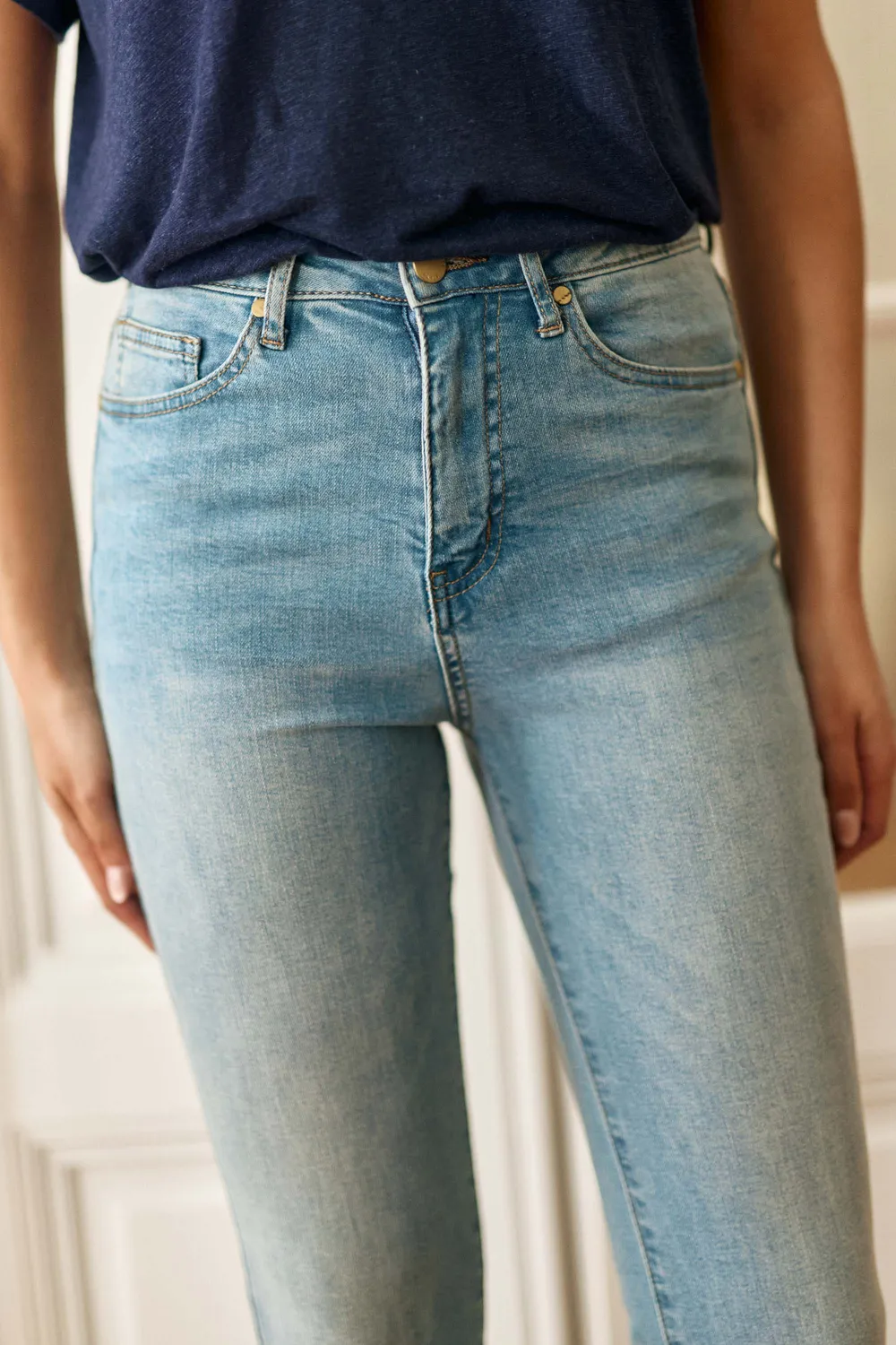 La Petite Etoile Lancelot flare jeans stone hoge taille