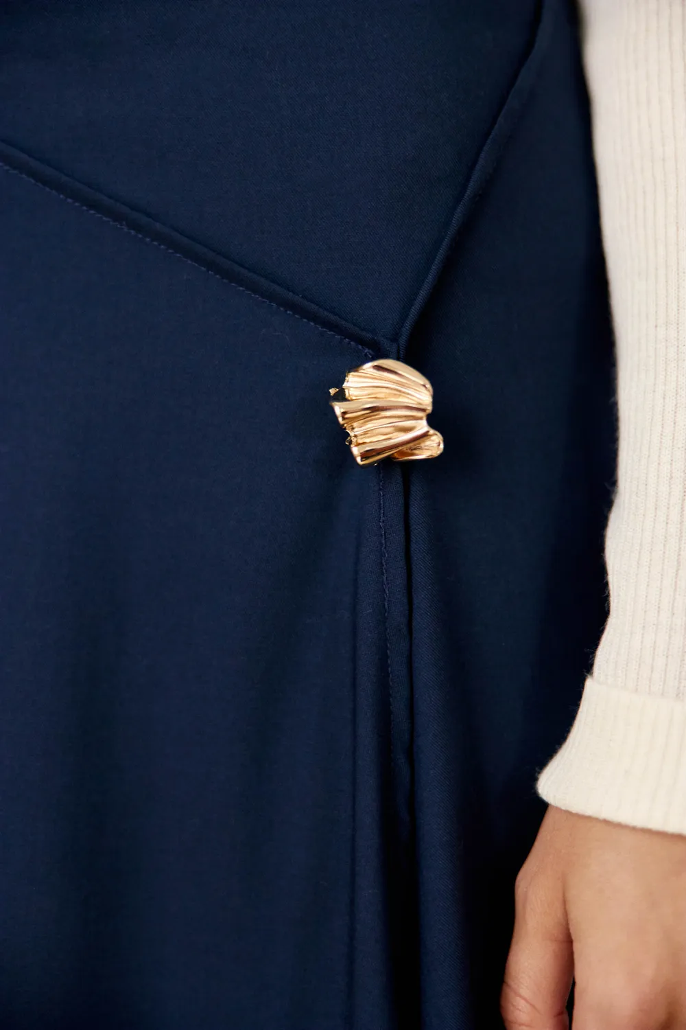La Petite Etoile Jorie midi rok marine asymmetrisch
