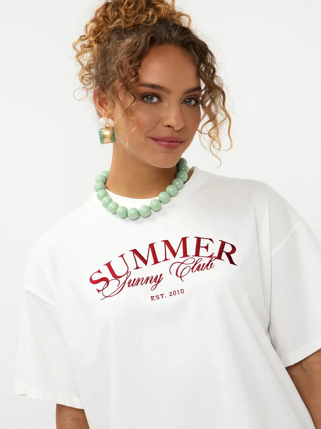 Amiek Summer Sunday Club T-shirt rood borduursel