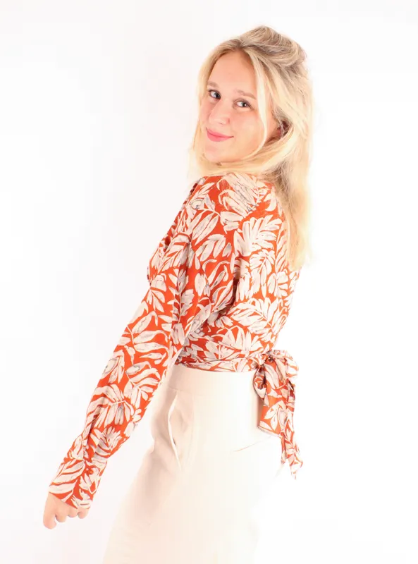 LOVEDRUNKY Wikkel Blouse blad print brique