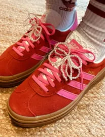 Amiek Shoelace Pearl Bow strik parel 1 stuk