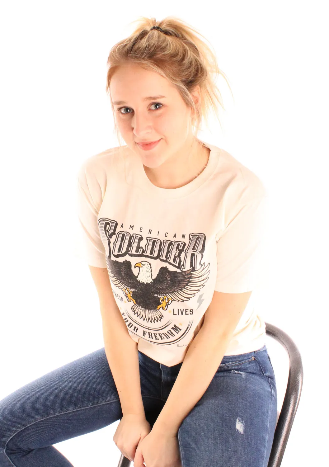 LOVEDRUNKY American Soldier T-shirt ecru stoere print