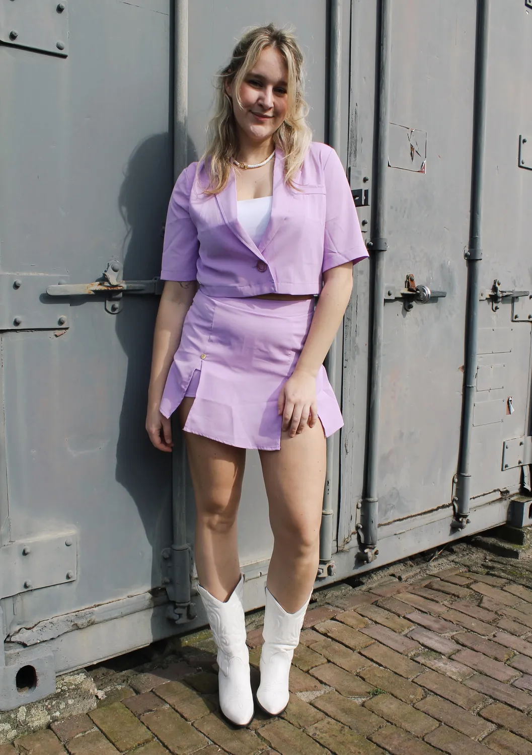LOVEDRUNKY Cropped blazer lila met knoop
