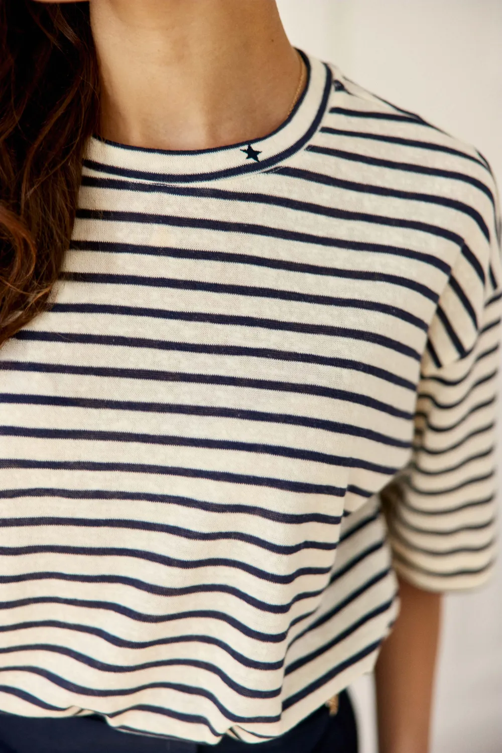 La Petite Etoile Tais oversize T-shirt ecru marine streep