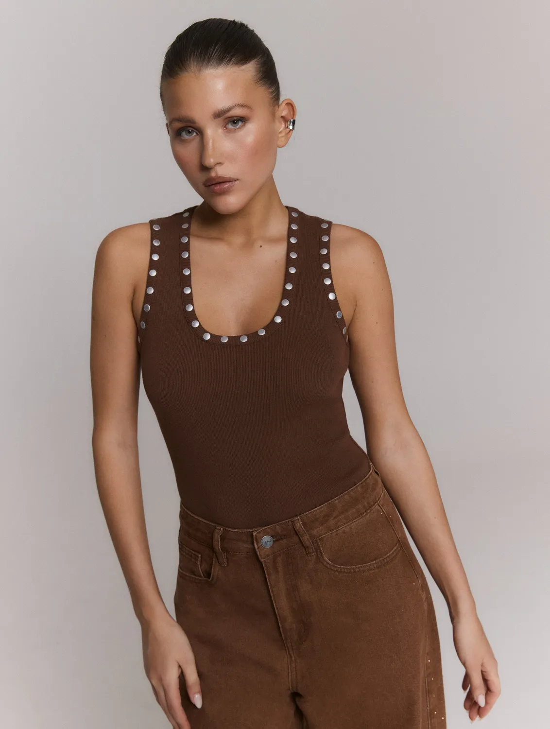 Amiek Bente gebreide top chocobruin geribd