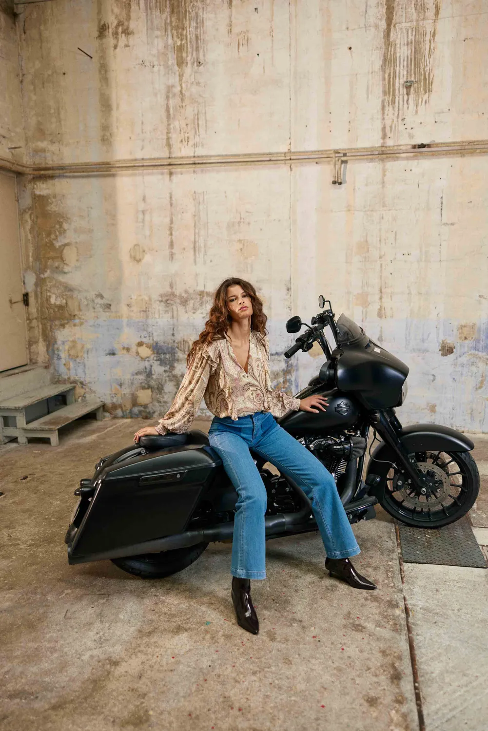 La Petite Etoile Sonnya flare jeans stone high waist