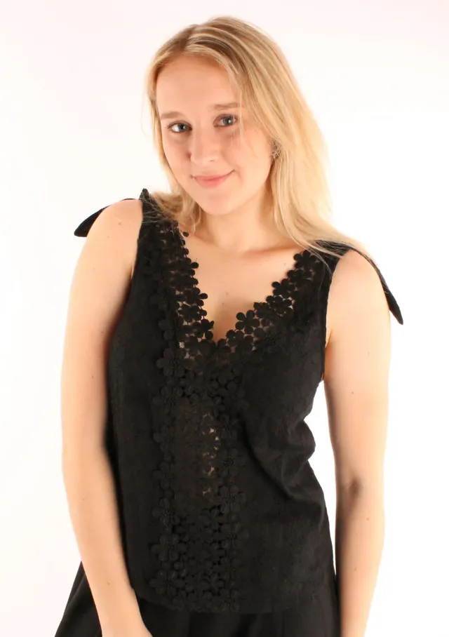 LOVEDRUNKY Embroidery Top Zwart met borduursel