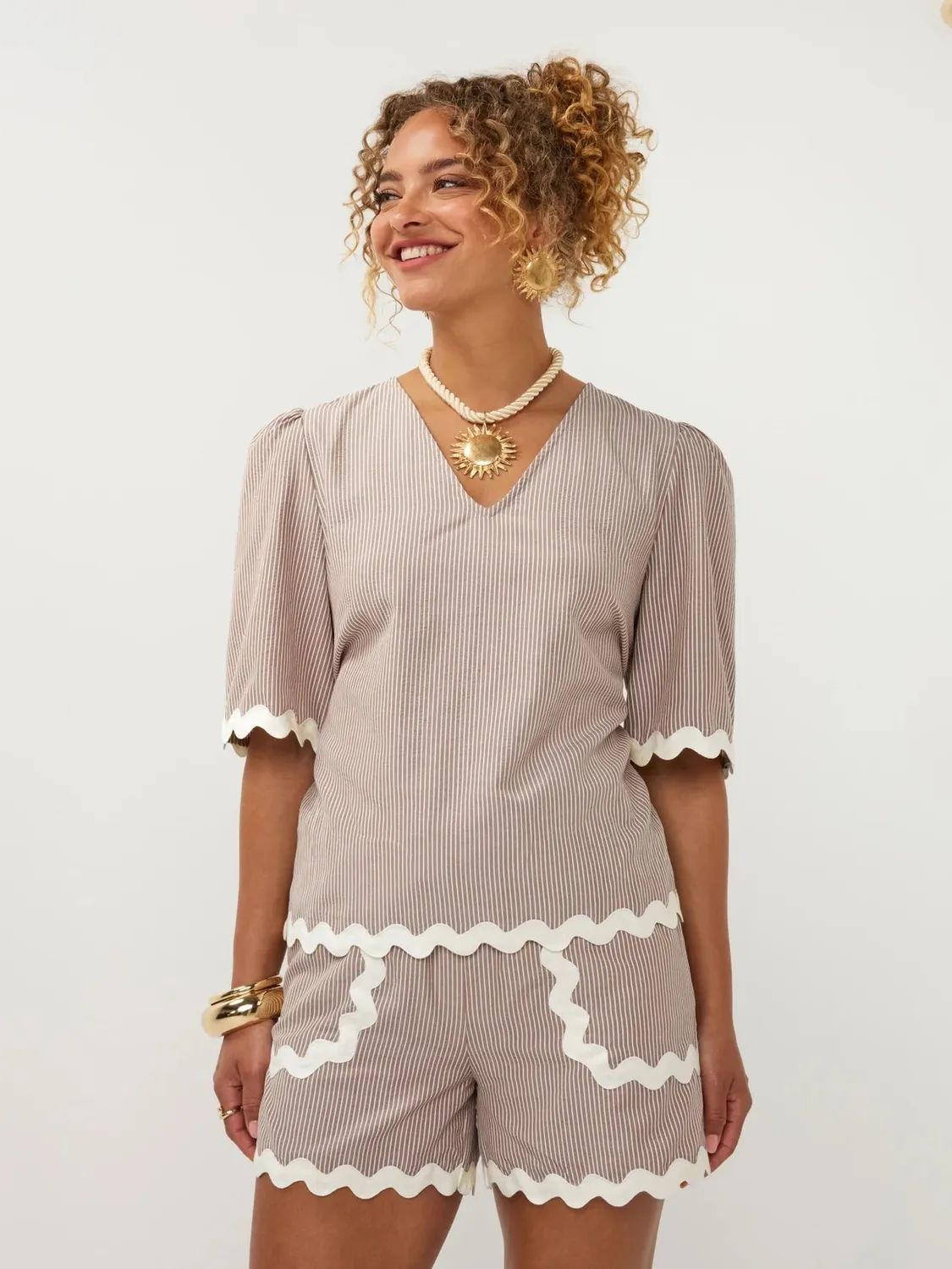 Amiek Top Coco top zand beige V-hals streep