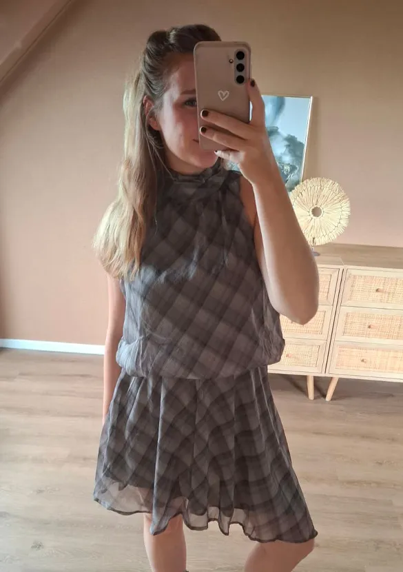 LOVEDRUNKY Asymmetrisch Jurk Grijs Geruit Kort