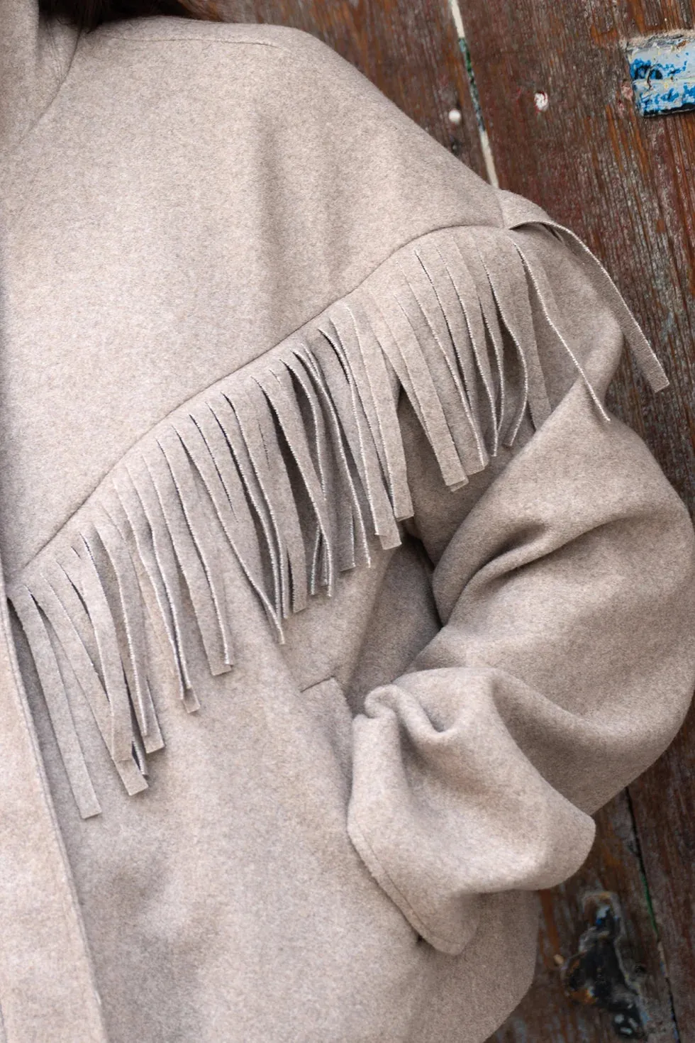 Amiek Lizzy Fringe Jacket damesjasje taupe franjes