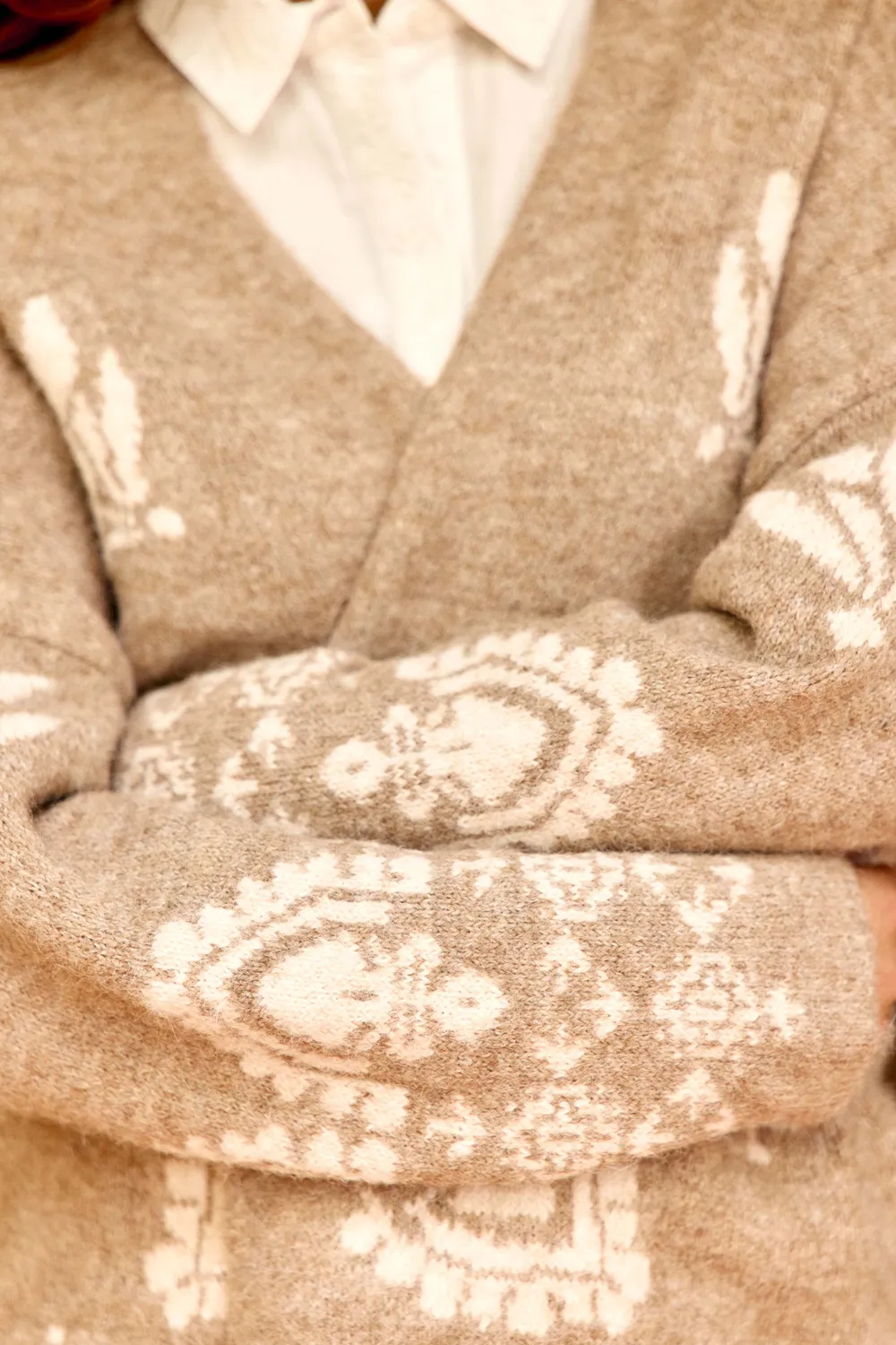 La Petite Etoile Misan gebreid vest taupe ecru