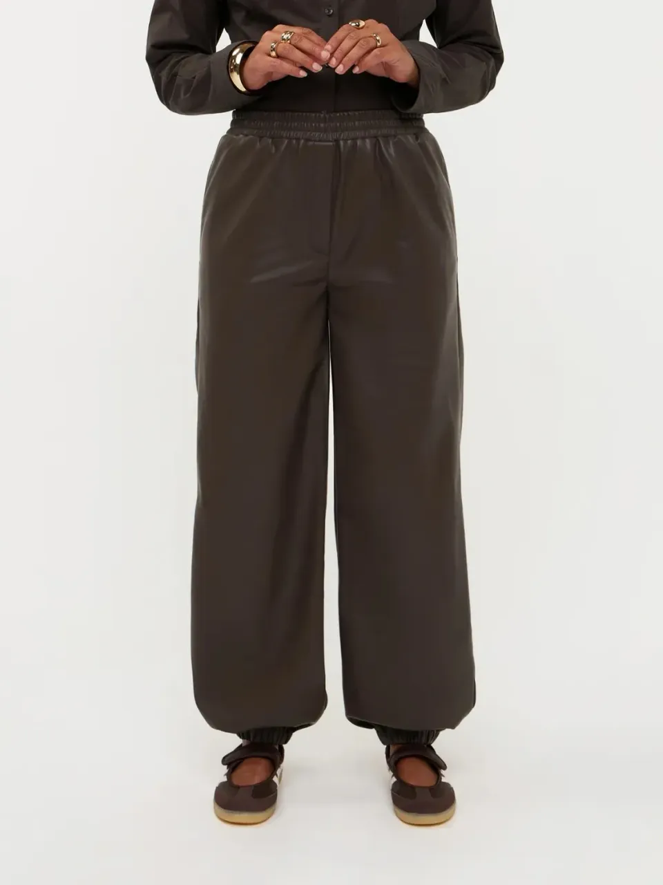 Amiek Harlow Pants faux leather bruin