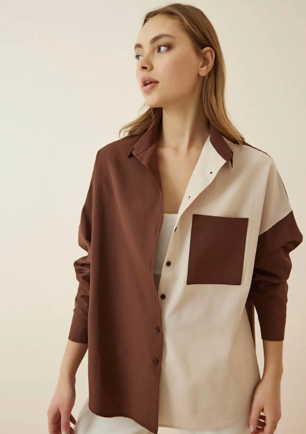 LOVEDRUNKY Colourblock blouse bruin met borstzak