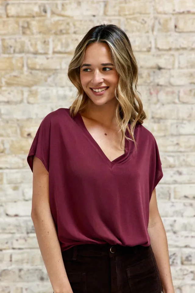 La Petite Etoile Marcelina T-shirt bordeaux wijd