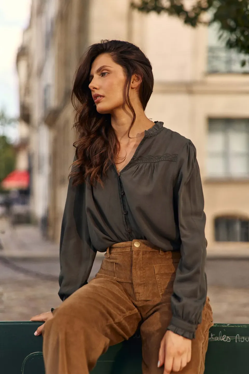 La Petite Etoile Bowen blouse kaki borduursel recht