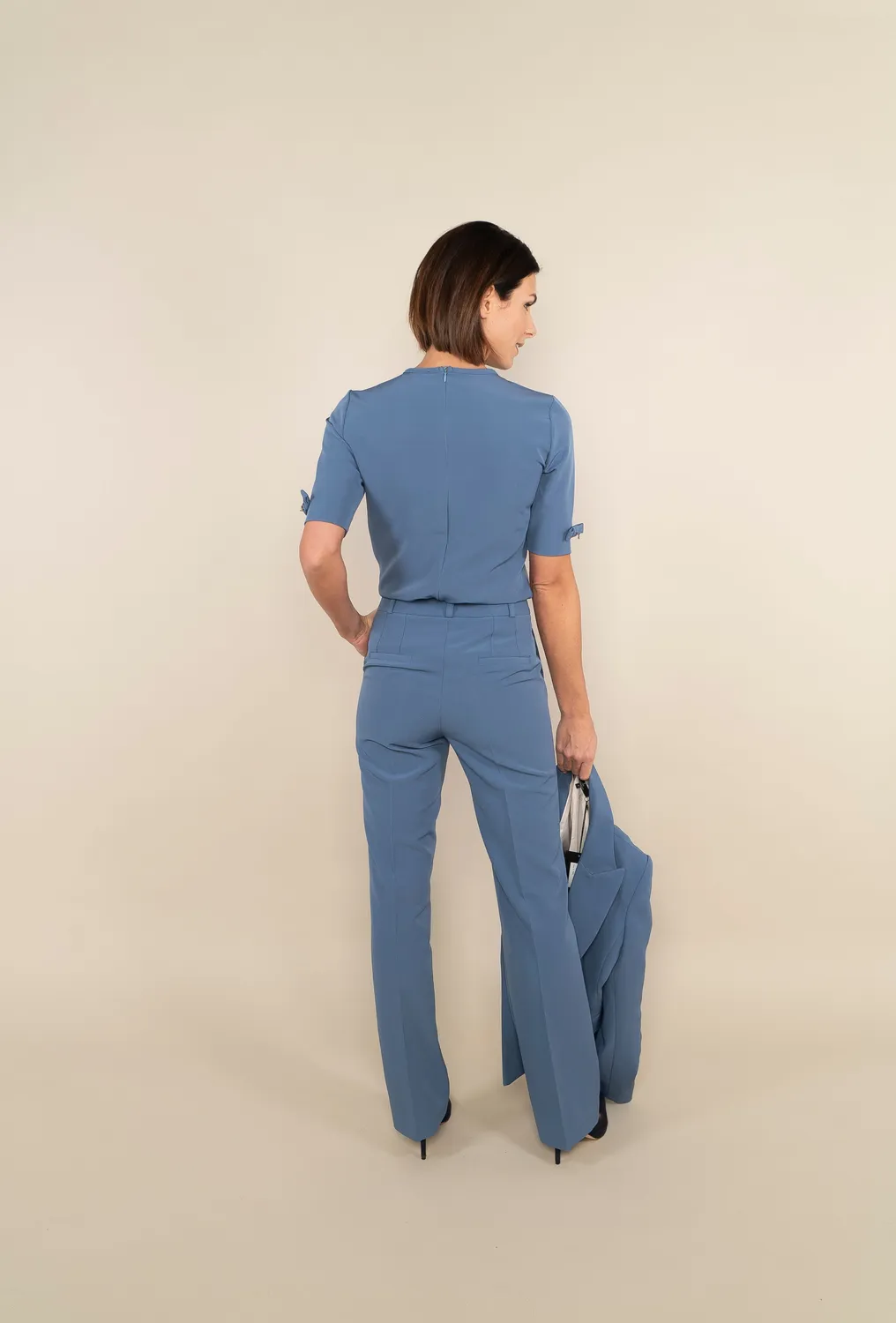 Laboutiek Clean Tee With Bows T-shirt Oceaanblauw Getailleerd