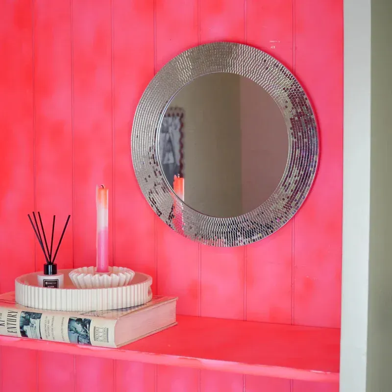 Amiek Discosteentjes wandspiegel rond zilver 40 cm