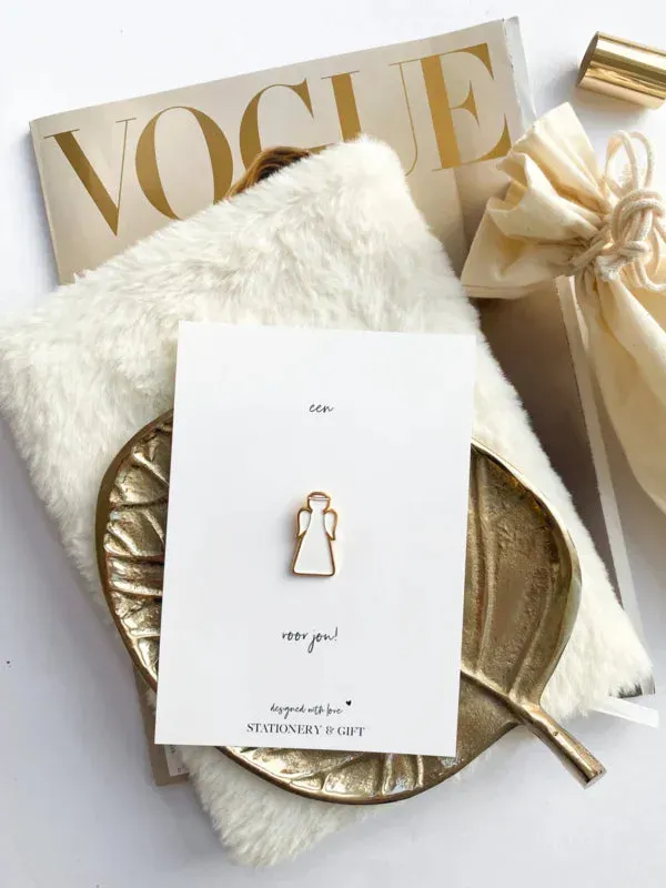 Amiek Wenskaart met Pin engeltje wit goud kaart
