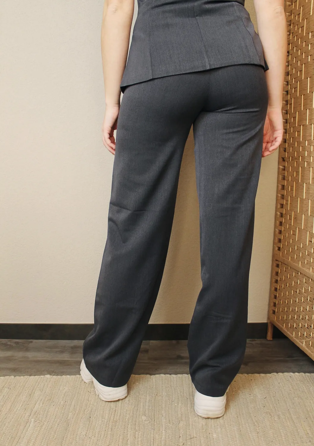LOVEDRUNKY Sasha pantalon donkergrijs straight