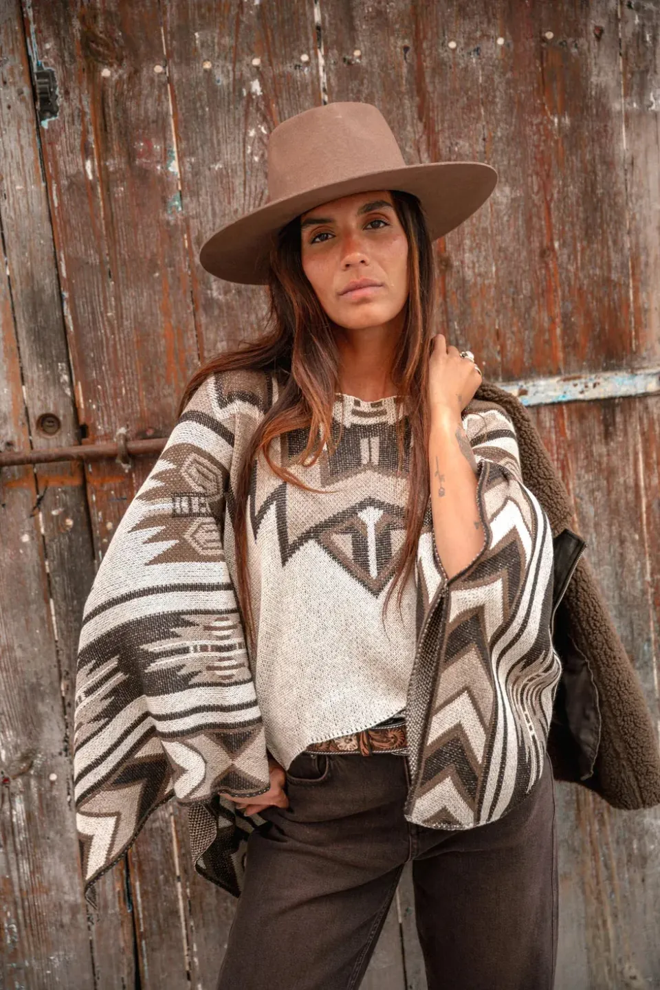 Amiek Lainey poncho beige bohemian