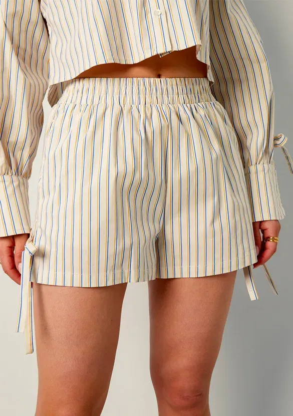 LOVEDRUNKY Gestreept short crème elastische taille
