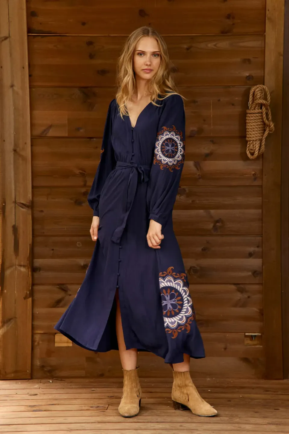 La Petite Etoile Rino maxi jurk marineblauw geborduurd